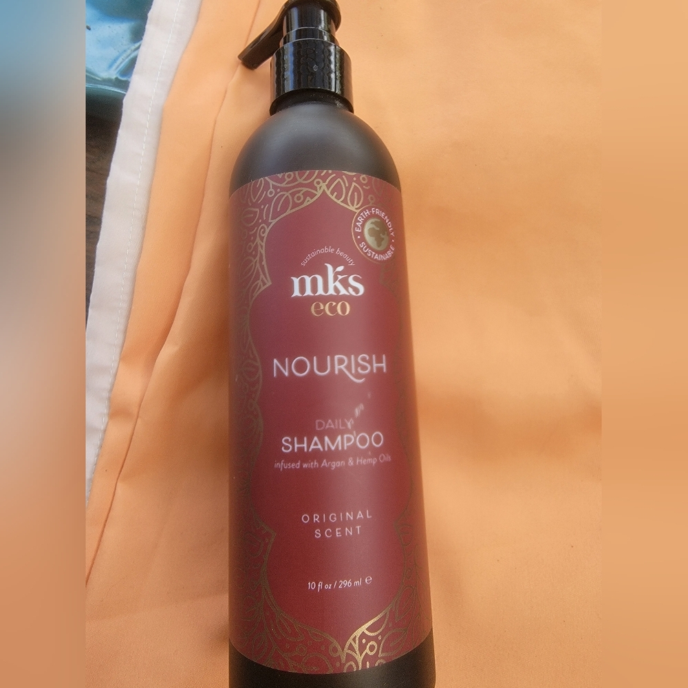 MKS eco Nourish Shampoo